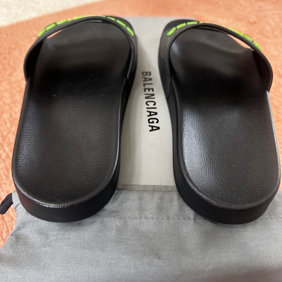 Balenciaga slides. Size 39 - Picture 6 of 6